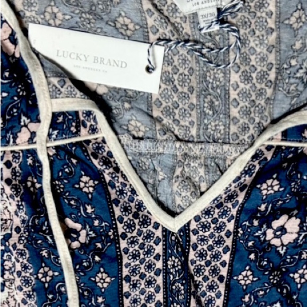NWT Lucky Brand top - Picture 10 of 13